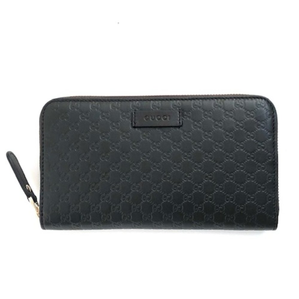 Leather Gucci Signature zip around wallet